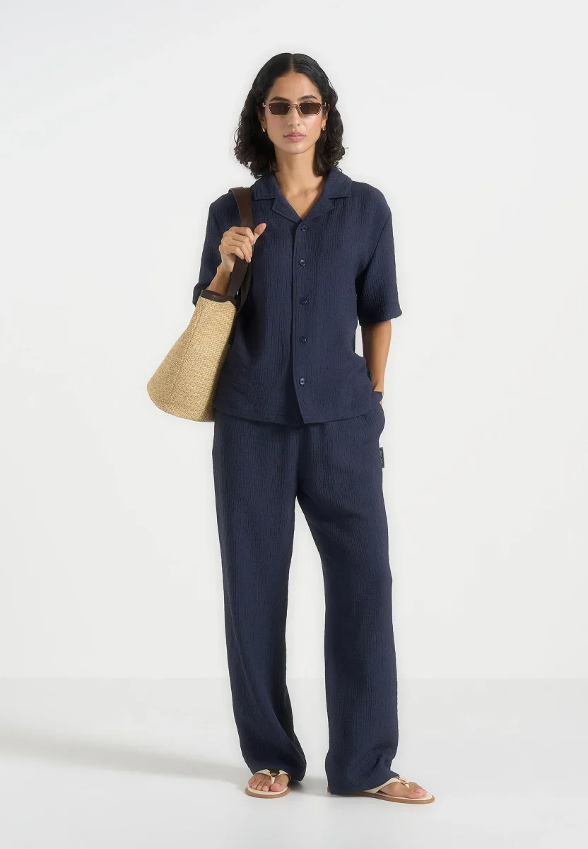 Addison – Unisex Textured Relaxed Fit Pants – Navy